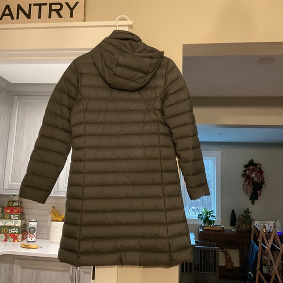 Patagonia Silent Down Parka Size Small (Forge Gray) - Picture 2 of 4